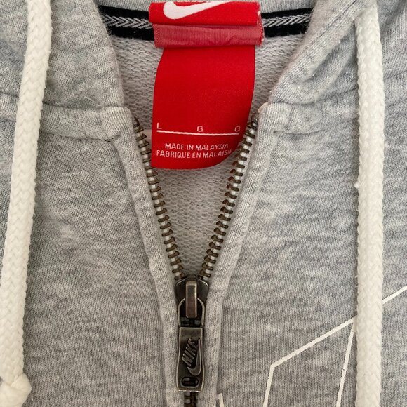 Nike logo heathered gray zip hoodie - Picture 7 of 13